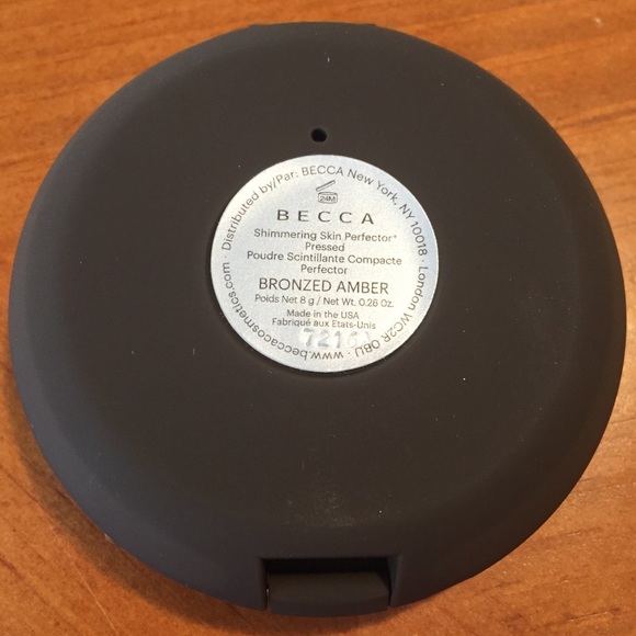 BECCA Shimmering Skin Perfector Pressed Powder - Picture 5 of 8